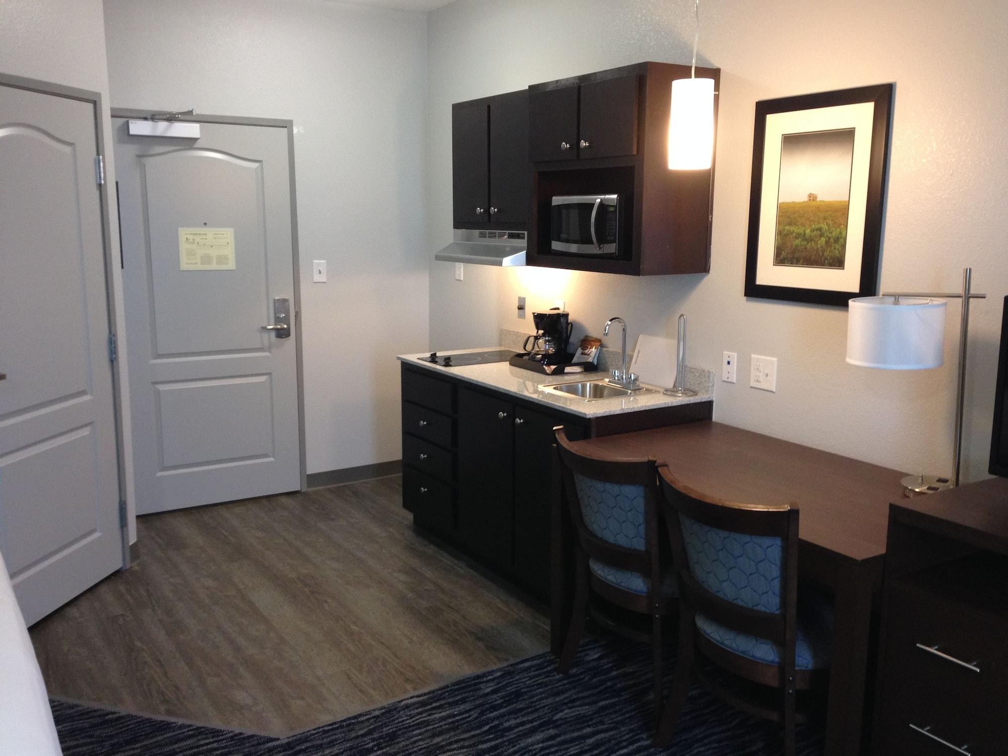 Hawthorn Extended Stay By Wyndham Midland Exterior photo